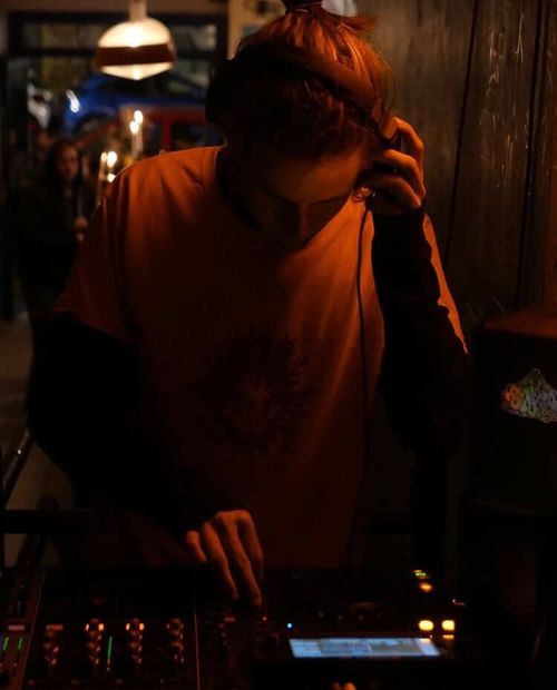 DJ SETS HOUSE&BASS MUSIC