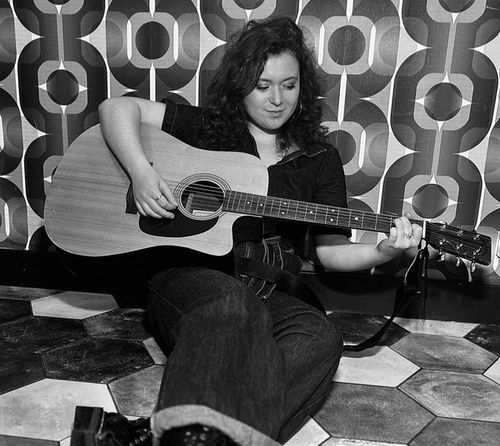 Concert Léa > Pop/Folk acoustique